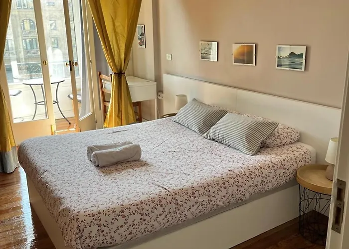 Kasa Reina Ht Lss00215