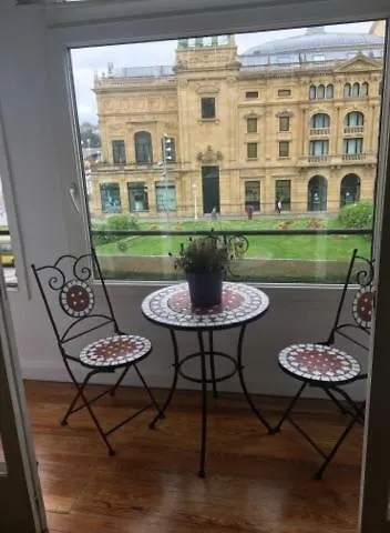 Kasa Reina Ht Lss00215 Alloggio in famiglia *